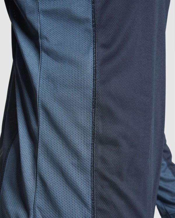 Camiseta Shanghai L/S de Roly — Galería 3