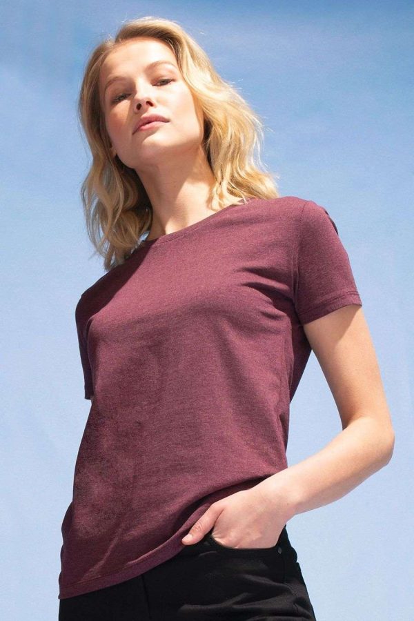 Camiseta Ajustada De Mujer Con Cuello Redondo Imperial Fit Women